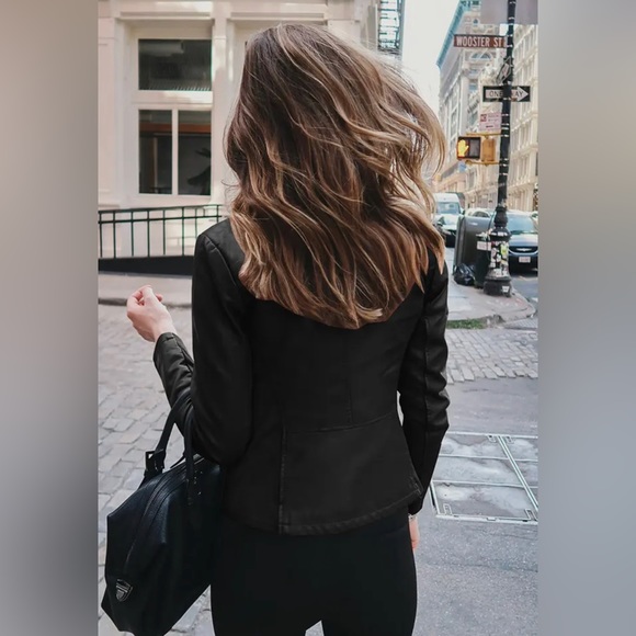 Cropped Moto Women's PU Faux Leather Look Zipper Jacket - Picture 3 of 7